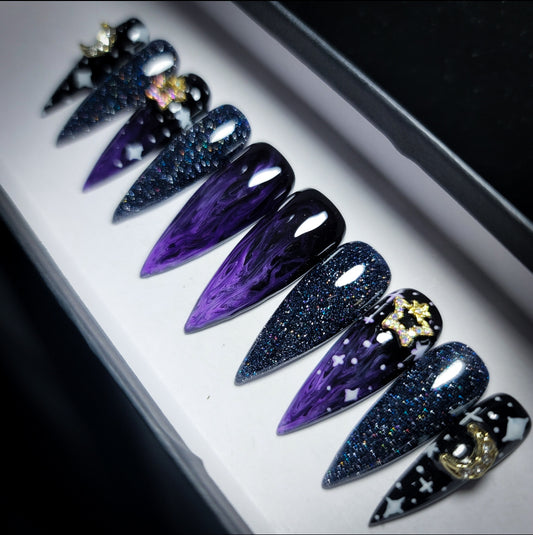 Practical Magic Press on Nail Set