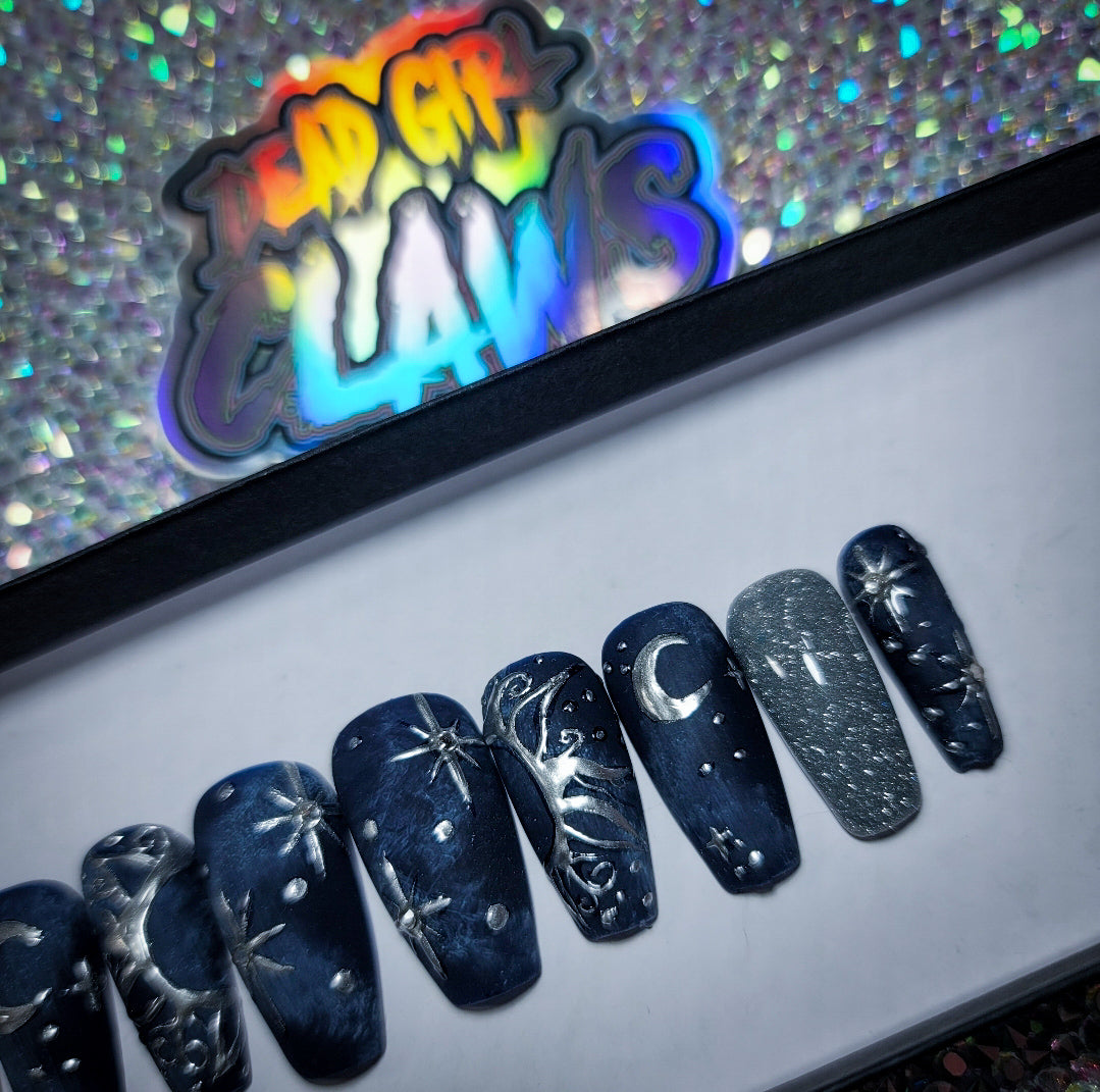 Aura Press on Nail Set