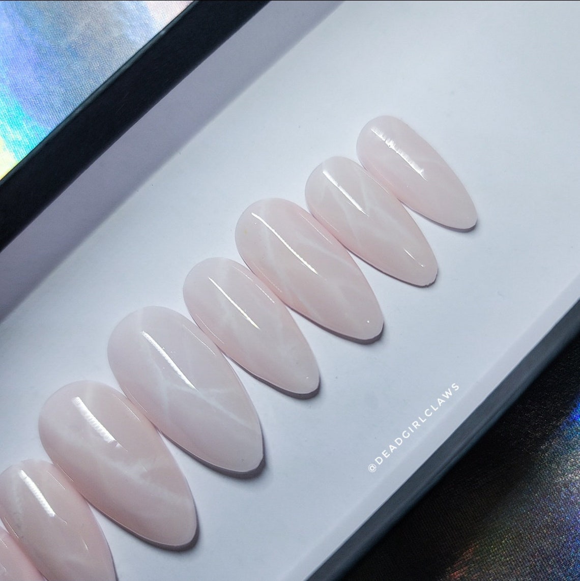 Rose Quartz Press on Nail Set