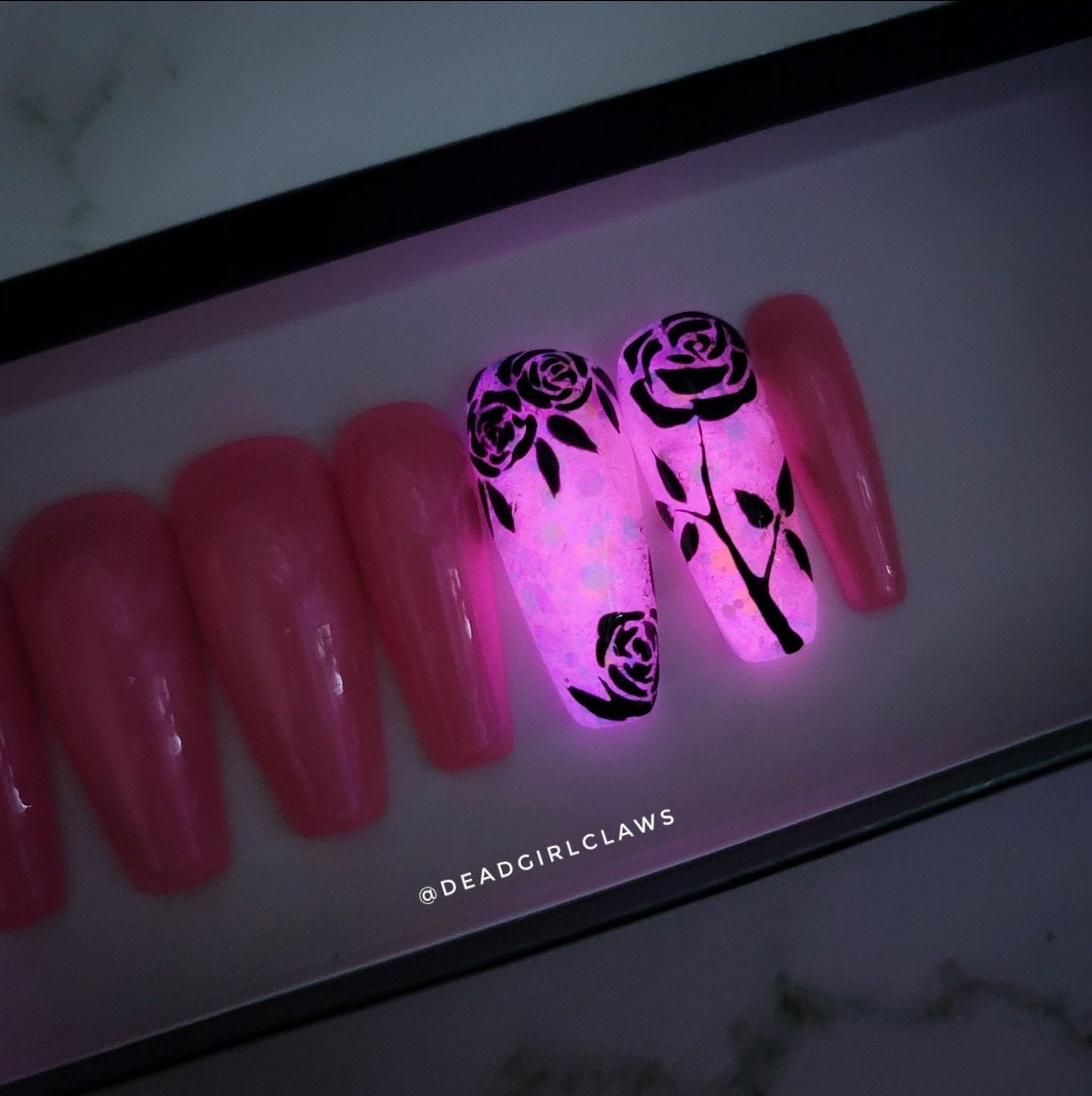 Radiant Rose Press On Nail Set (Glow in the Dark)